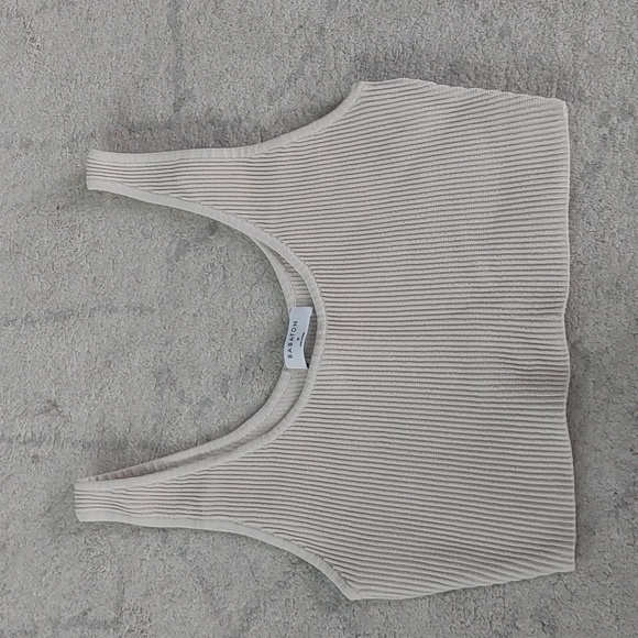 COPY - BabatonSculpt Knit Scoopneck Cropped Tank - Picture 5 of 5